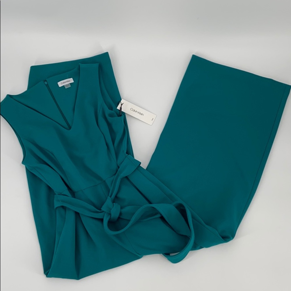 NWT Calvin Klein Kelly teal jump suit